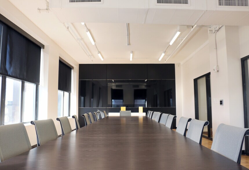 More Photos Of 16-20 E Broad St, Columbus Coworking Space