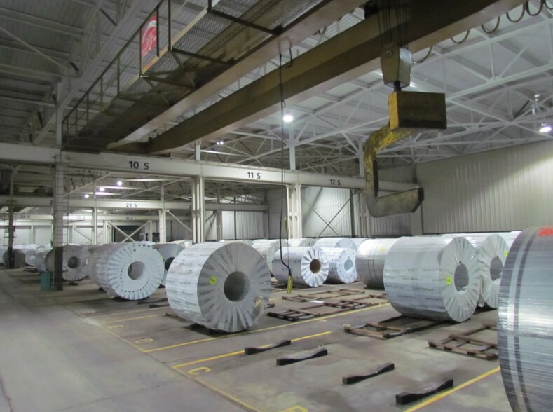 More Photos Of 17065 Hess St, Melvindale Manufacturing For Sale