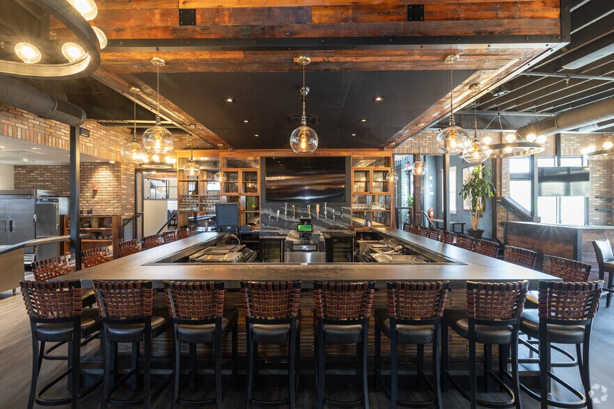 More Photos Of 140 Main St, North Easton Restaurant For Lease