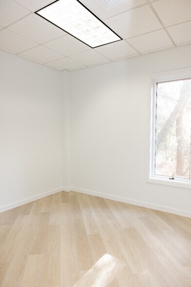 More Photos Of 883 Black Rock Tpke, Fairfield Office Residential For Lease