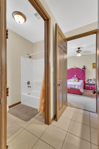 More Photos Of 636 Keagle Rd, Socorro Specialty For Sale
