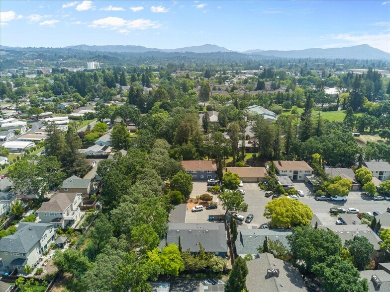 More Photos Of 2379 Heidi Pl, Santa Rosa Apartments For Sale