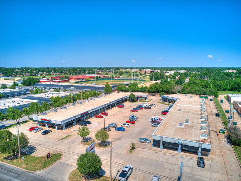 More Photos Of 1200 S Air Depot Blvd, Midwest City Unknown For Lease