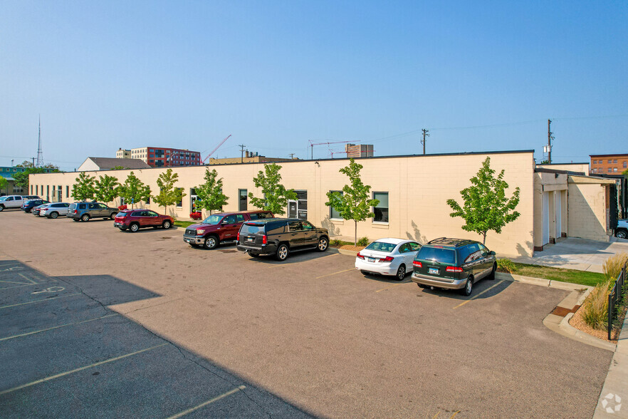 Primary Photo Of 2300-2340 Myrtle Ave, Saint Paul Research And Development For Lease