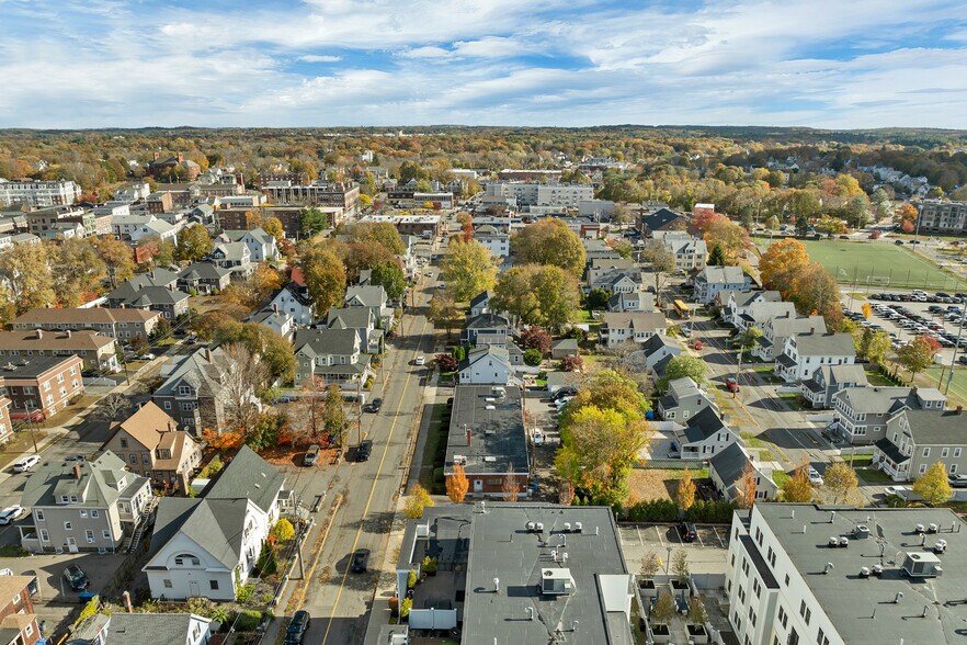 More Photos Of 36 W Water St, Wakefield Office For Sale