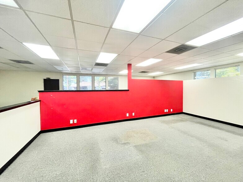 More Photos Of 5301 Madison Ave, Sacramento Loft Creative Space For Lease