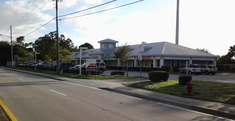 More Photos Of 1352-1368 SW Bayshore Blvd, Port Saint Lucie Unknown For Lease
