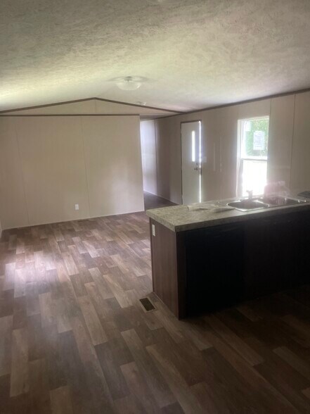 More Photos Of 1235 Jenkins St, Rock Hill Multifamily For Sale