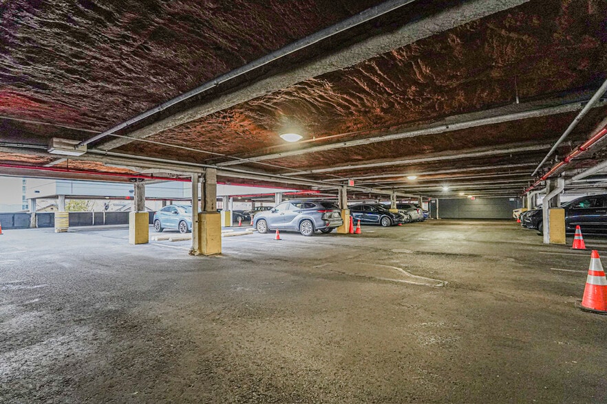 More Photos Of 360 Neptune Ave, Brooklyn Medical For Lease