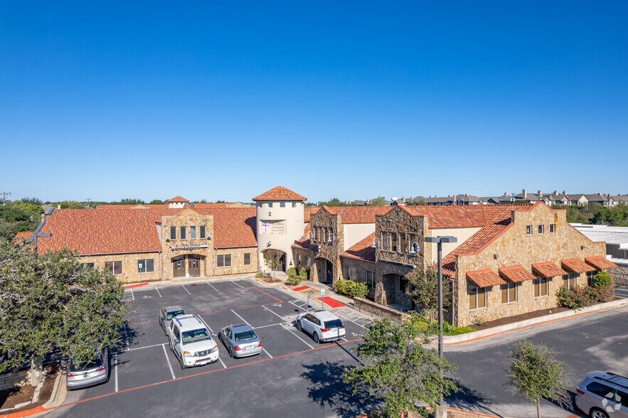 More Photos Of 7700 Cat Hollow Dr, Round Rock Medical For Lease