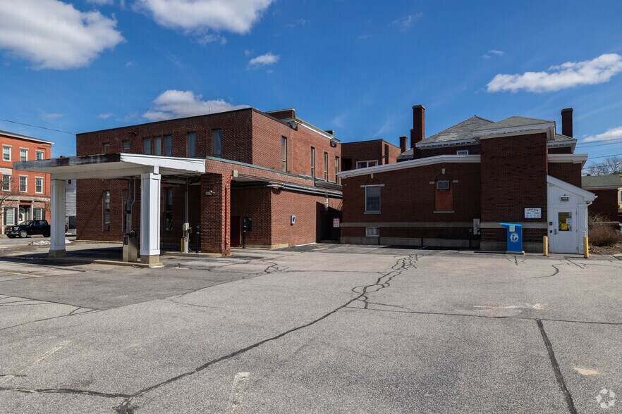 More Photos Of 4 Central St, Farmington Bank For Sale