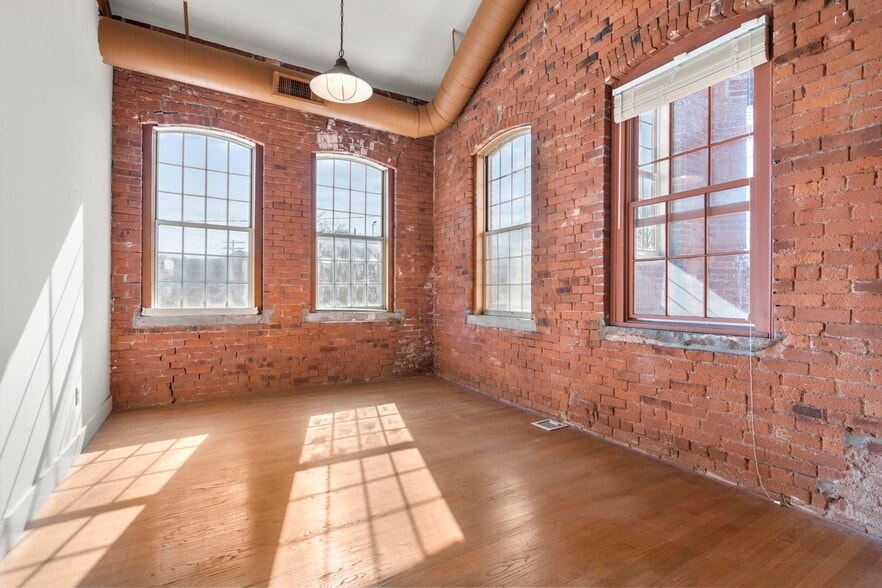 More Photos Of 495 Blake St, New Haven Office For Lease