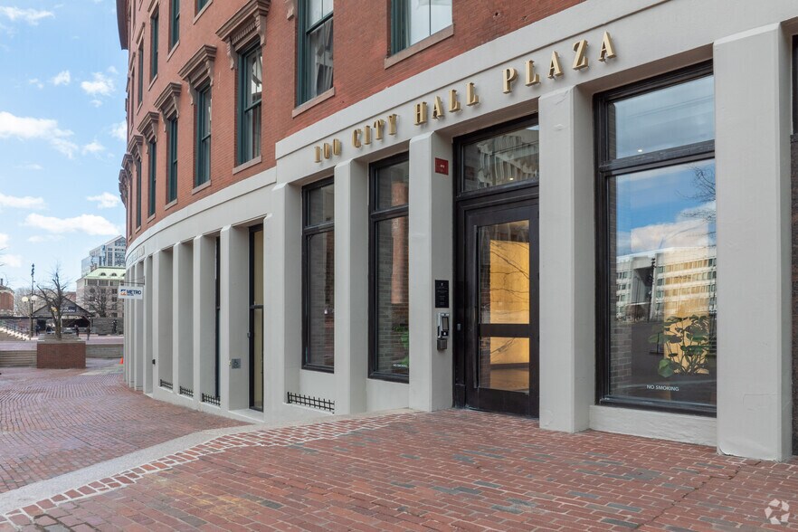 More Photos Of 100 City Hall Plz, Boston Office For Lease