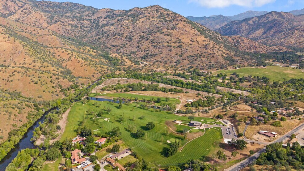 More Photos Of 41117 Sierra Dr, Three Rivers Golf Course Driving Range For Sale