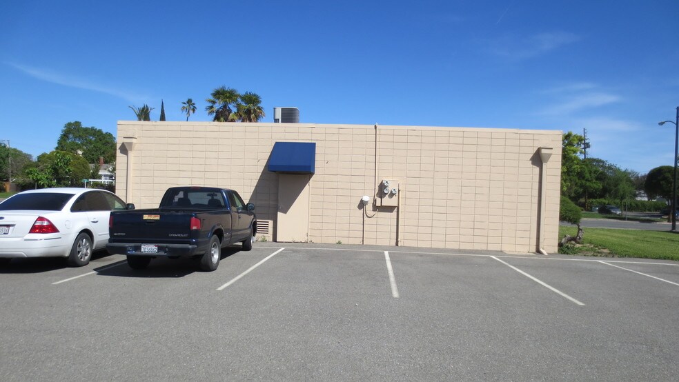 More Photos Of 360 W Sycamore St, Willows Office For Sale