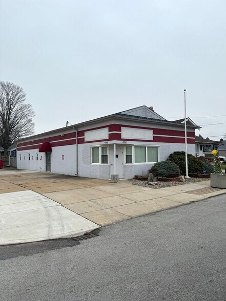 More Photos Of 4766 N Summit St, Toledo Office For Sale