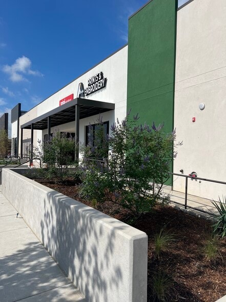 More Photos Of 2109 Parker Rd W, Plano Unknown For Lease