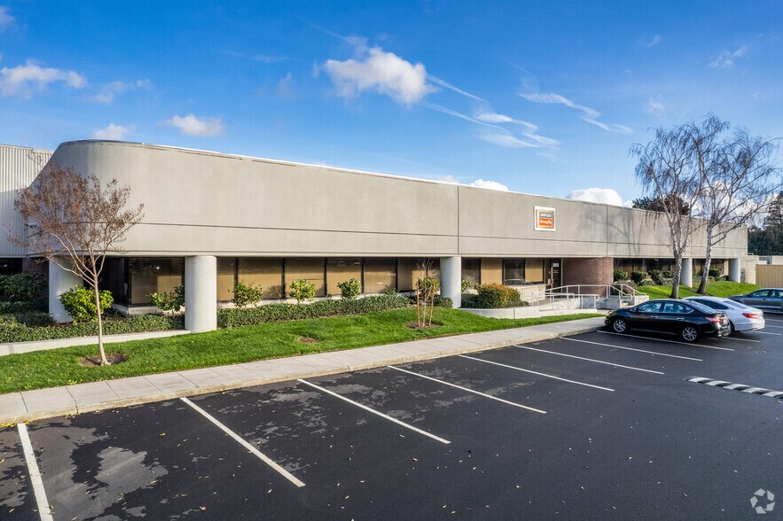 More Photos Of 5956-5964 W Las Positas Blvd, Pleasanton Office For Sale