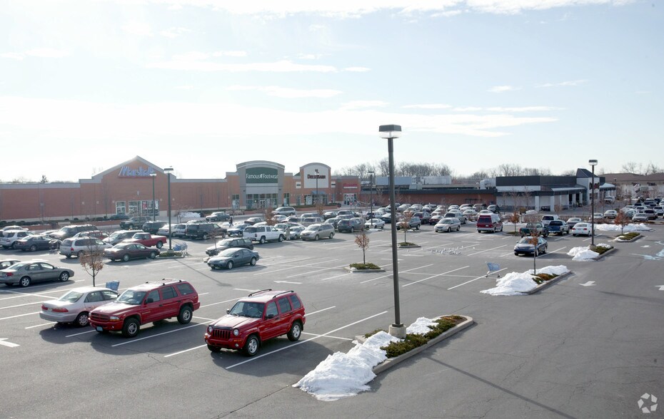 More Photos Of 272-276 US Highway 202/31, Flemington Unknown For Lease