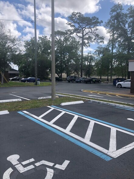 More Photos Of 110 W Orange St, Altamonte Springs Medical For Lease