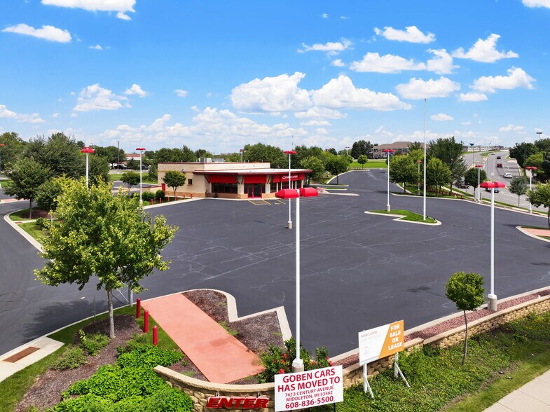 More Photos Of 2501 East Springs Dr, Madison Auto Dealership For Lease