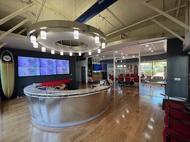 More Photos Of 142 W Platt St, Tampa Office Residential For Lease