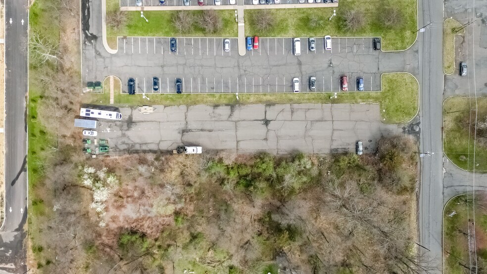 More Photos Of 644 howard avenue, Somerset Land For Lease