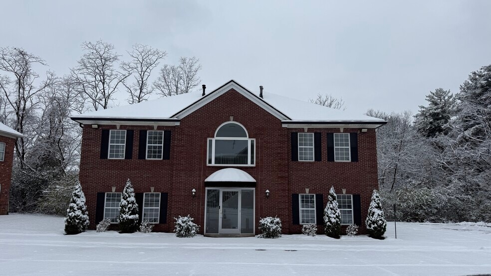 More Photos Of 11801 Brinley Ave, Louisville Medical For Lease