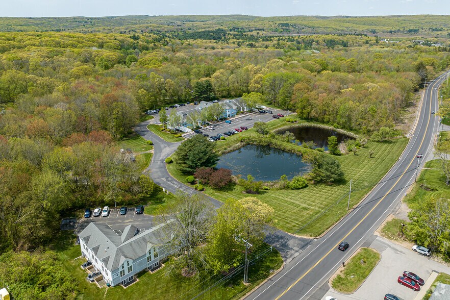 More Photos Of 384 Merrow Rd, Tolland Medical For Lease