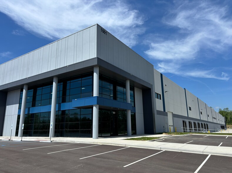 Primary Photo Of 6905 Apple Leaf Ln, Sellersburg Unknown For Lease