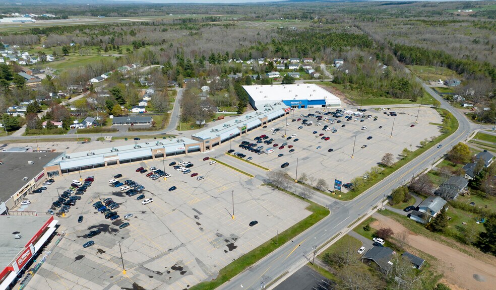 Primary Photo Of 1065 Central Ave, Kings Department Store For Lease