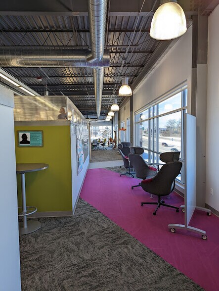 More Photos Of 34 Schroeder Ct, Madison Office For Lease