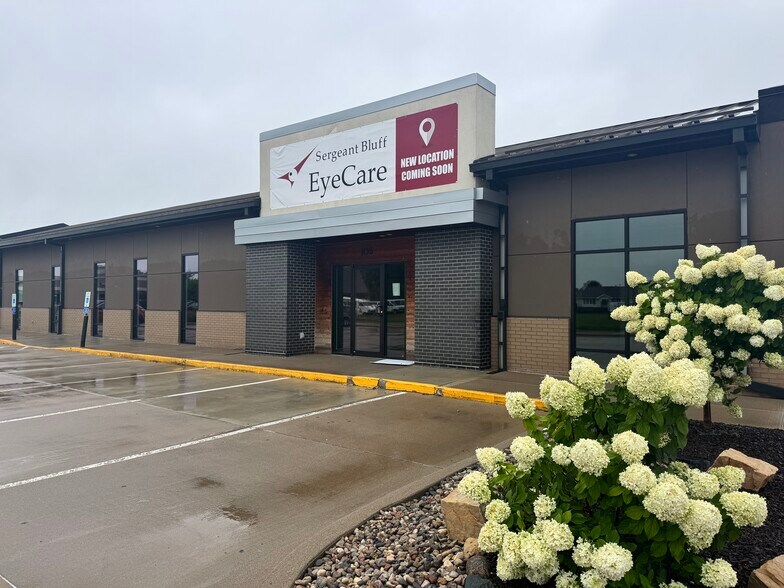 Primary Photo Of 105 Gaul Dr, Sergeant Bluff Office For Lease