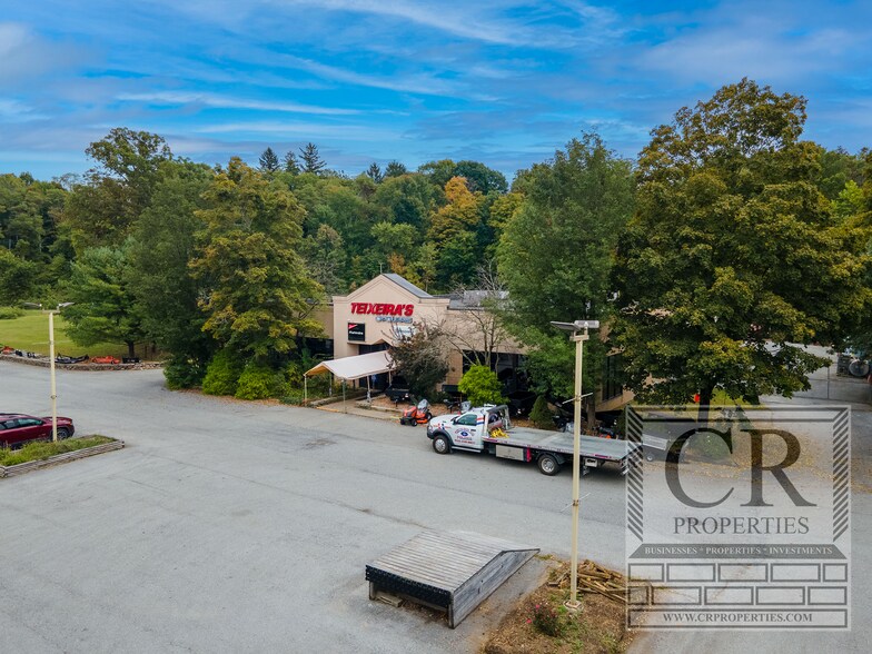 More Photos Of 1680 Route 9G, Hyde Park Freestanding For Sale