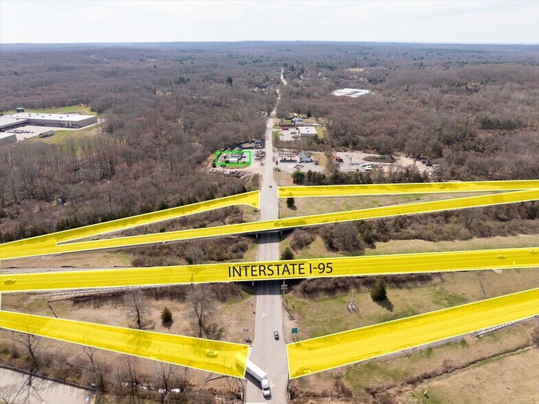 More Photos Of 323 Clarks Falls Rd, North Stonington Freestanding For Lease