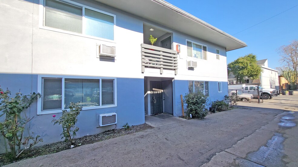 More Photos Of 525 N Lincoln St, Stockton Apartments For Sale