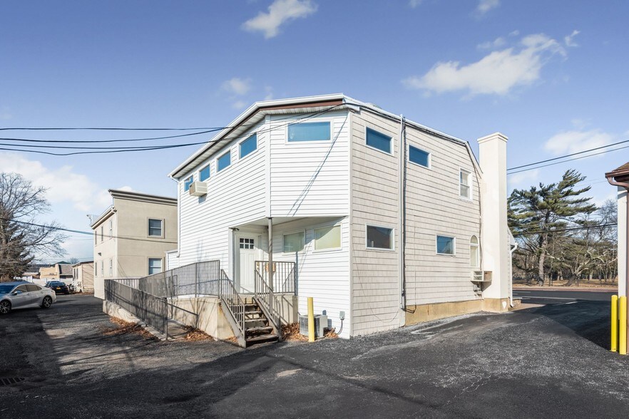 More Photos Of 1796 Hempstead Tpke, East Meadow Office For Sale