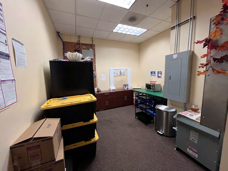 More Photos Of 235 Remington Blvd, Bolingbrook Office For Lease