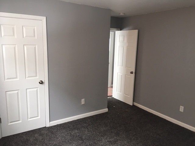 More Photos Of 205 Sandra Ave, Mendota Apartments For Sale