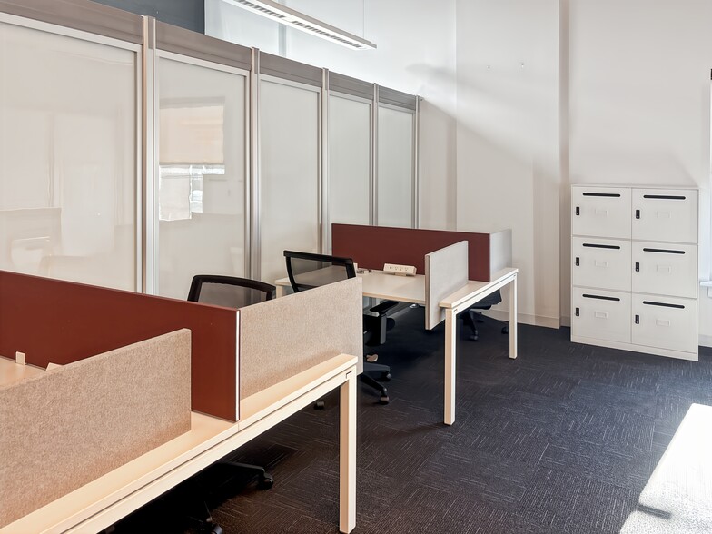 More Photos Of 49-55 Davis Sq, Somerville Coworking Space