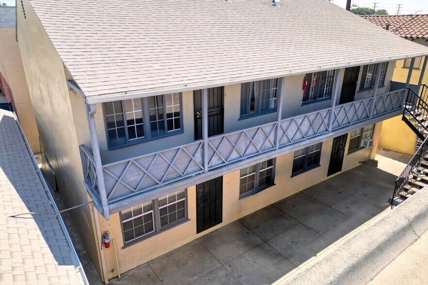 More Photos Of 2528 E 54th St, Huntington Park Apartments For Sale