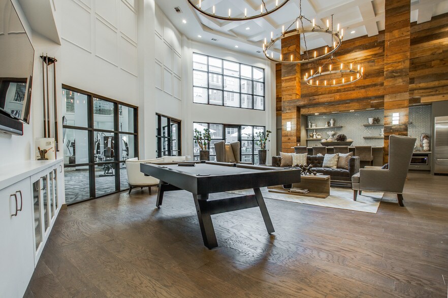 More Photos Of 403 E Koenig Ln, Austin Apartments For Lease