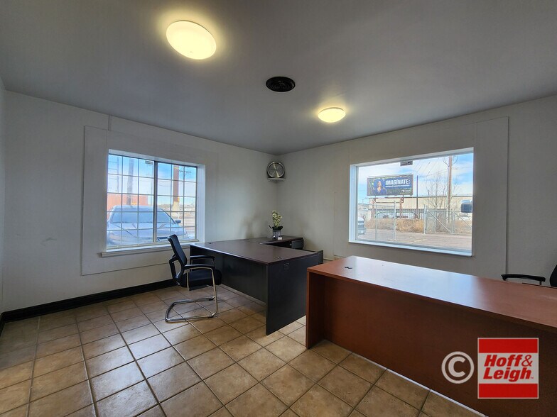 More Photos Of 1100 W Mississippi Ave, Denver Warehouse For Sale