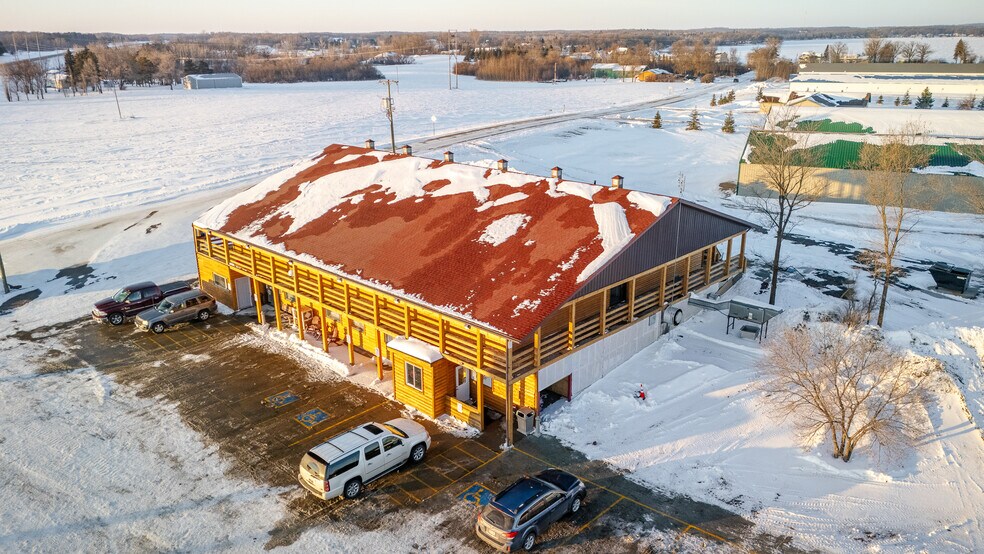 More Photos Of 19389 Frontage Rd, Detroit Lakes Hotel For Sale