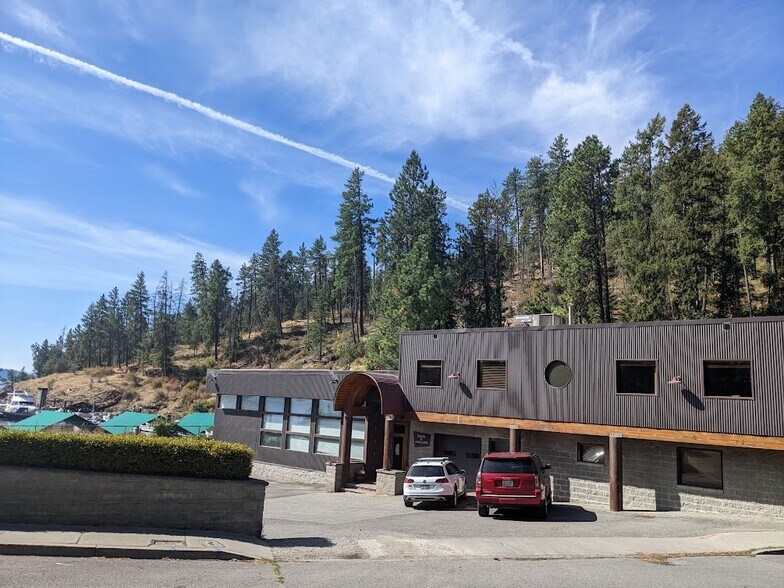 More Photos Of 1090 E Lakeshore Dr, Coeur d'Alene Office For Lease