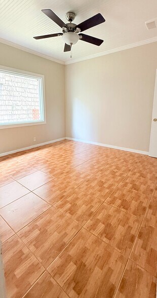 More Photos Of 808 NW 23rd Ave, Gainesville Office For Lease