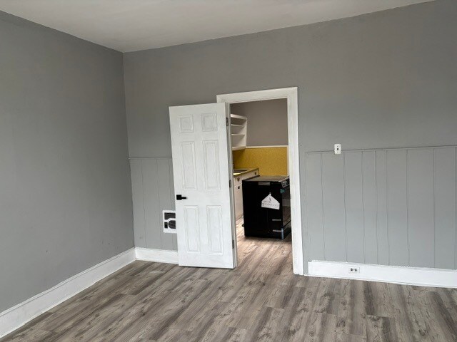 More Photos Of 1557 Mount Ephraim Ave, Camden Apartments For Sale