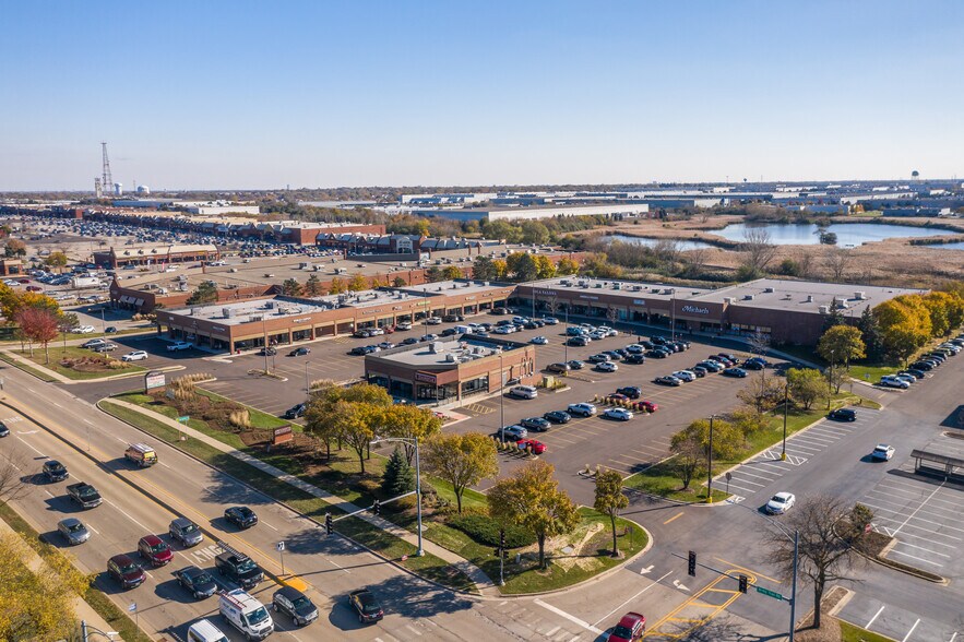 Primary Photo Of 398-402 W Army Trail Rd, Bloomingdale Unknown For Lease