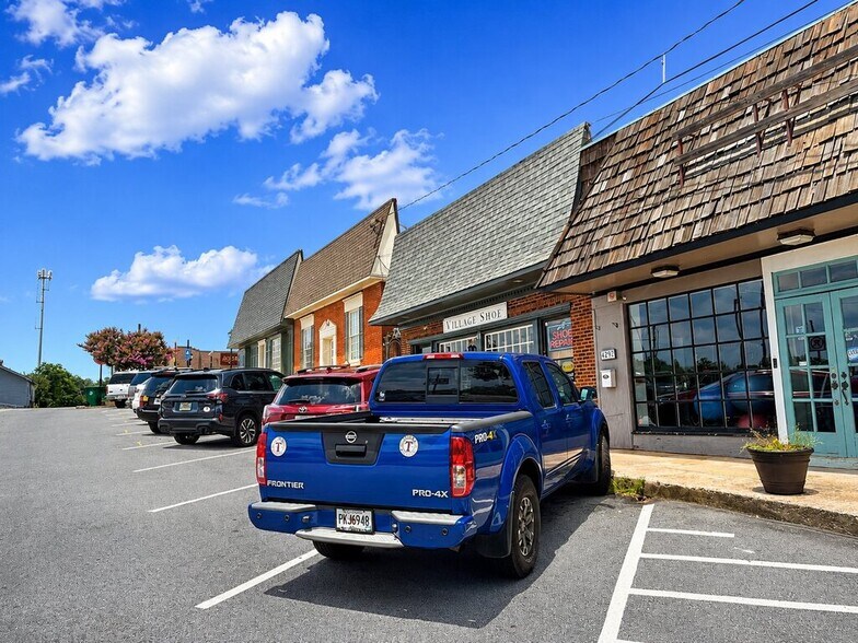 More Photos Of 4292 Railroad Ave, Tucker Storefront For Sale
