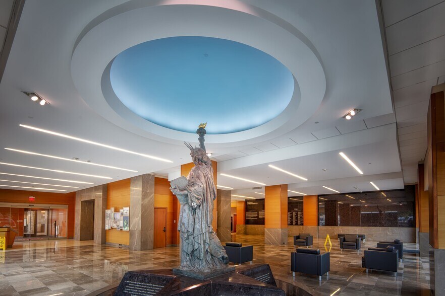 More Photos Of 605 Chestnut St, Chattanooga Loft Creative Space For Lease